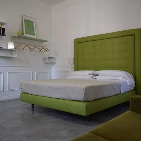 ゲストハウス Ravida ポンペイ