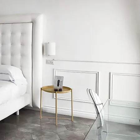 ゲストハウス Ravida ポンペイ